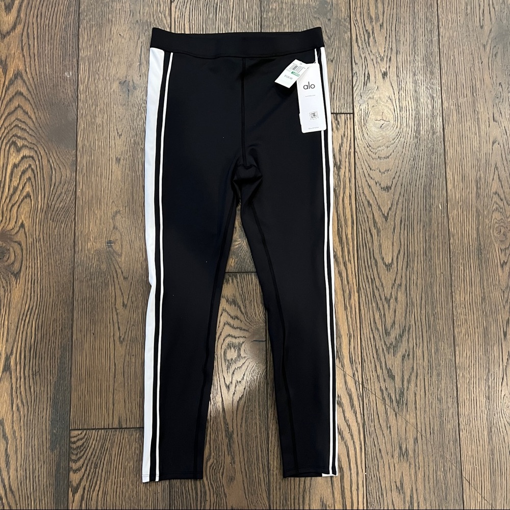 Black & White Stripe Alo Yoga Leggings